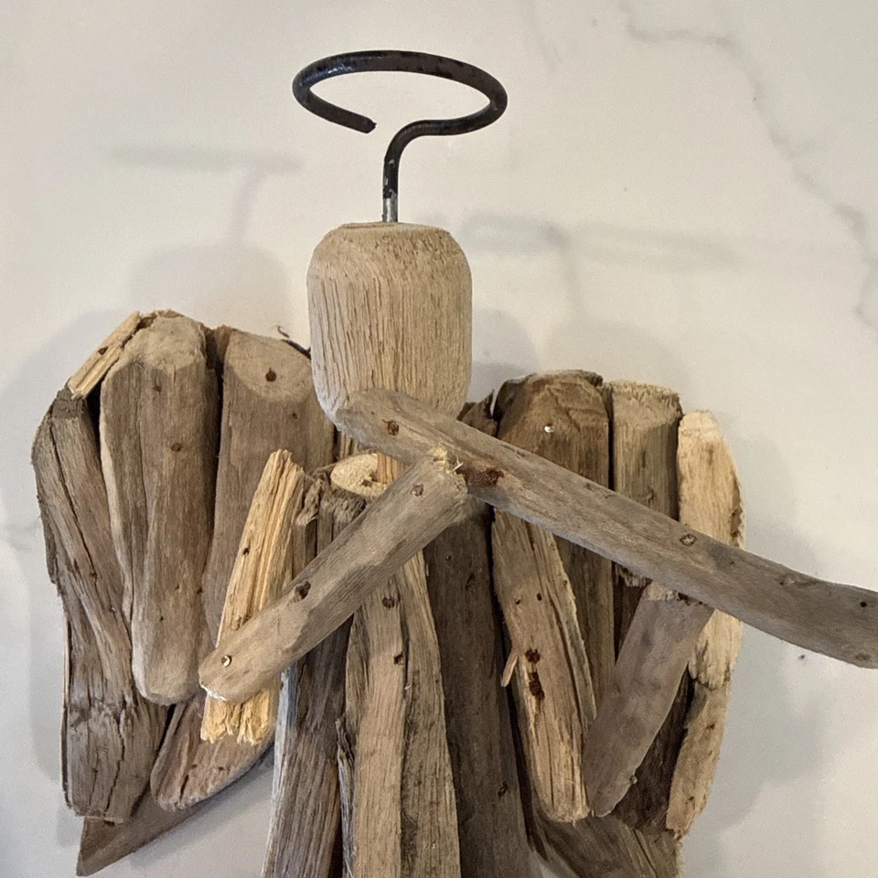 Figura de escultura de ángel de madera a la deriva madera rústica primitiva Navidad 11 pulgadas Foto 2 de 3