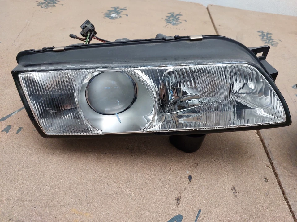 JDM Nissan Skyline R32 GTR GTS BNR32 HCR32 HNR32 Headlights Head Lamp Series 2 - Image 2 of 4