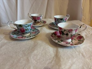 Lot de 6 tasses et sous tasses en porcelaine carré-Blanc