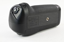 Genuine OEM Nikon MB-D12 Battery Grip for D800/D800E/D810/D810A G603