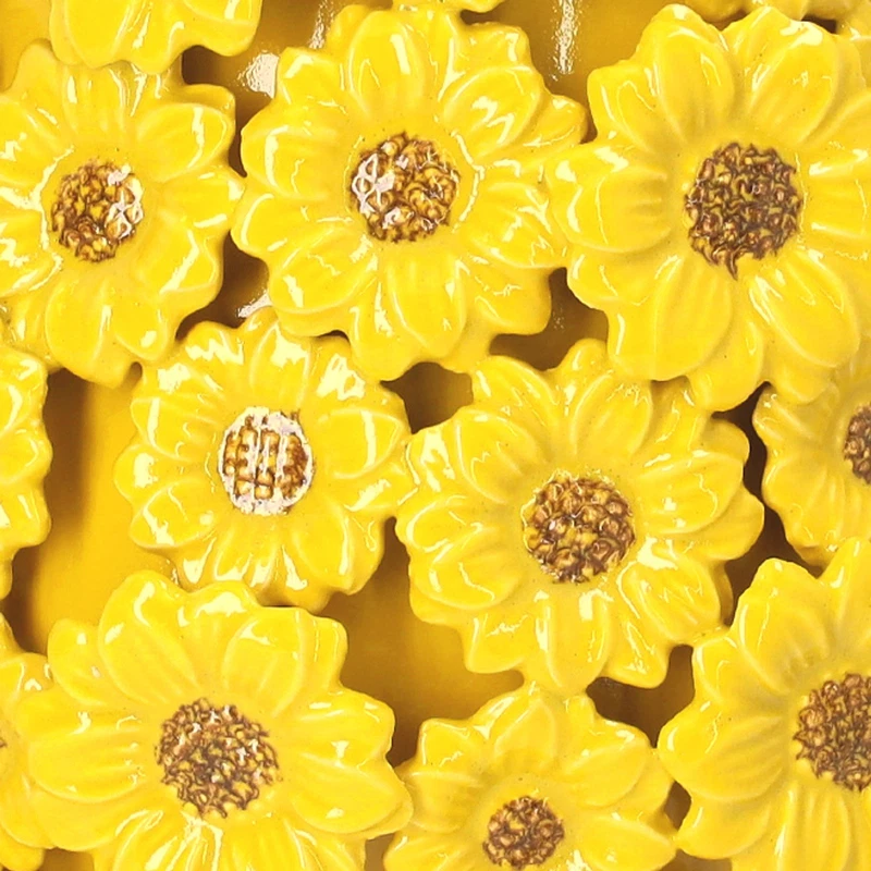 Vaso Margherite Giallo in Ceramica Decorativo con Fiori in Rilievo Fioriera 28, fotografia 9 di 9