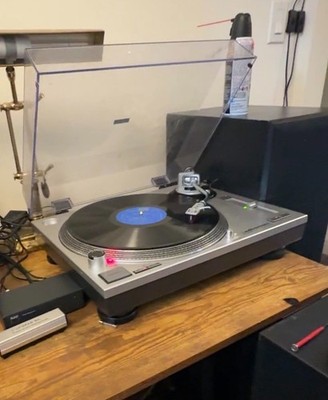 Audio-Technica AT-LP120-USB Direct-Drive Professional Turntable (USB and Analog)
