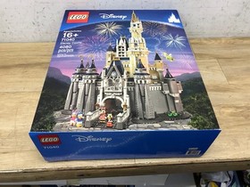 LEGO 71040 Disney Castle Retired Cinderella Masterpiece 4080pcs - NEW! SEALED!