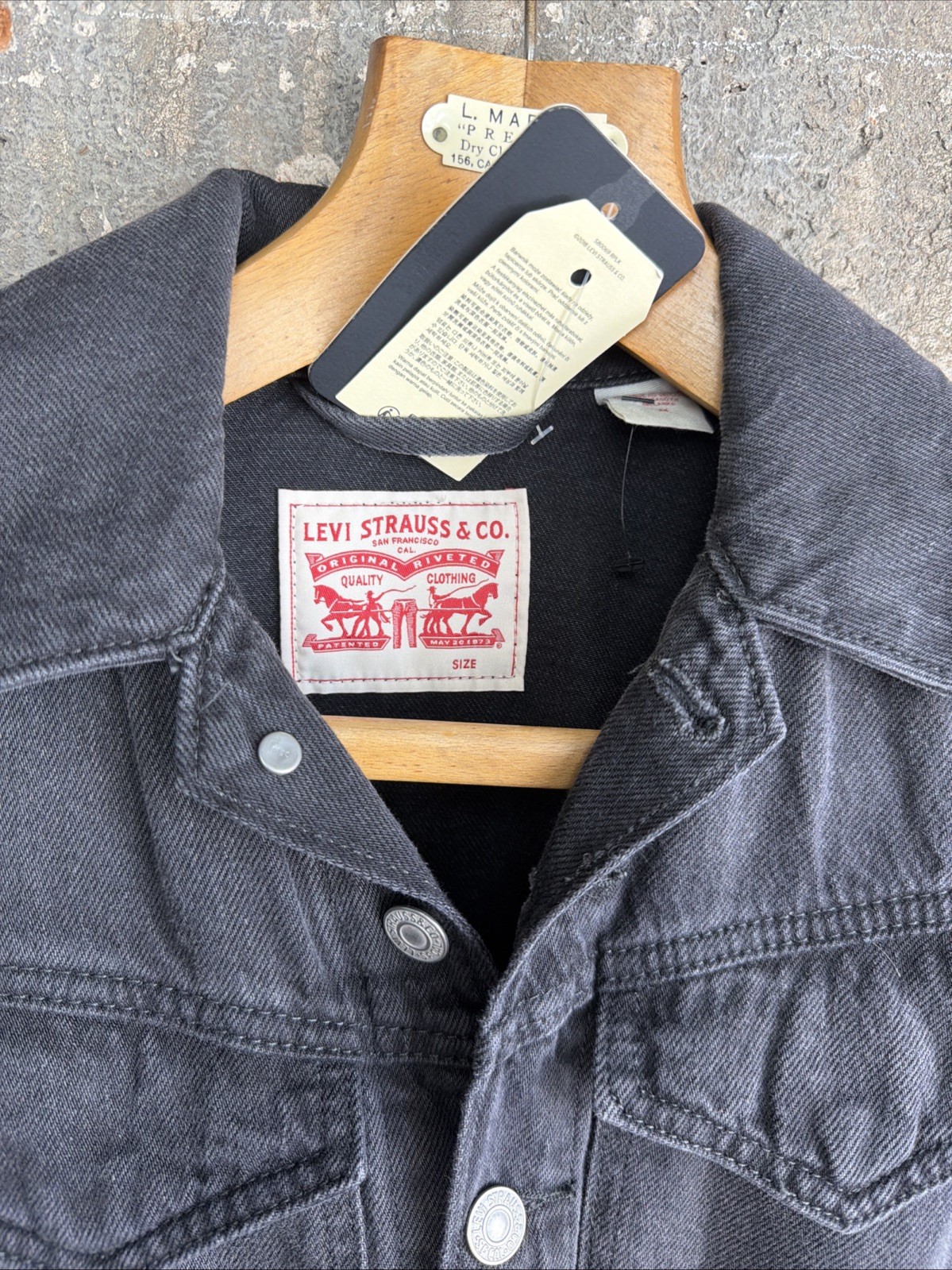 NEW Levi’s Western Women’s Jumpsuit Size 24 Black Denim BNWT RRP £110.00 image 4
