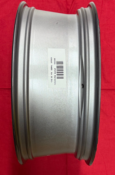 Ferrari OEM 20 x 8 Split 5 Spoke Wheel 303333 California T FR LH NEVER MOUNTED