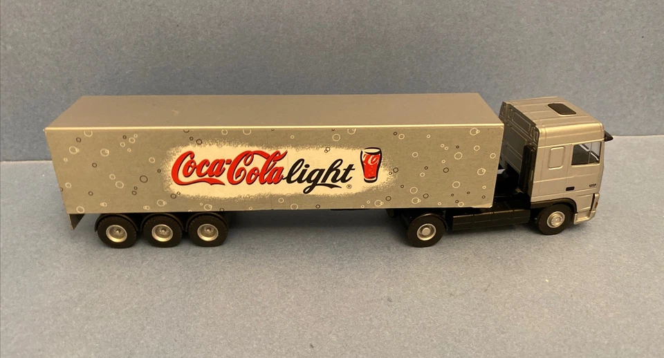 Lion Toys 1/50 Scale Model No.36 - DAF 95 XF 480 Truck & Trailer - Coca Cola - Image 4 of 4