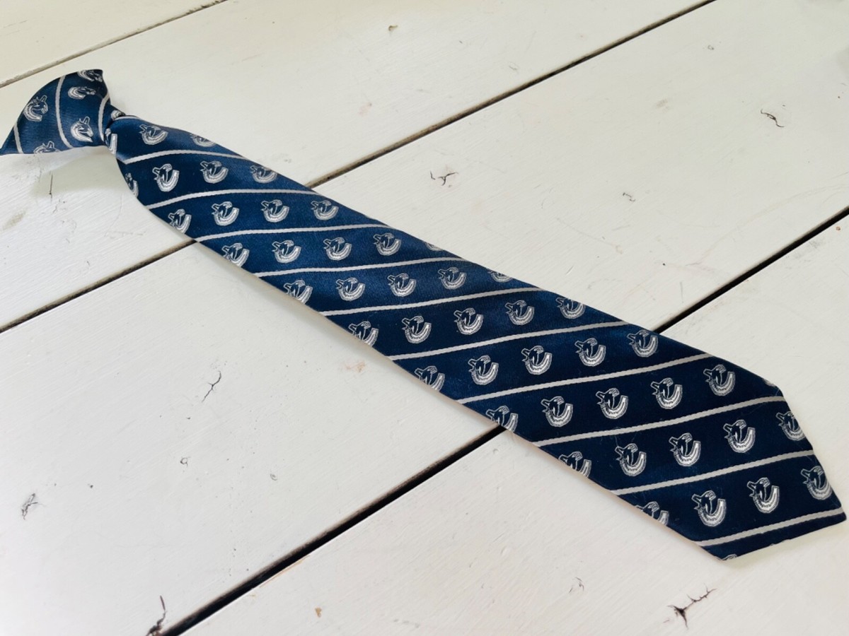 canucks tie