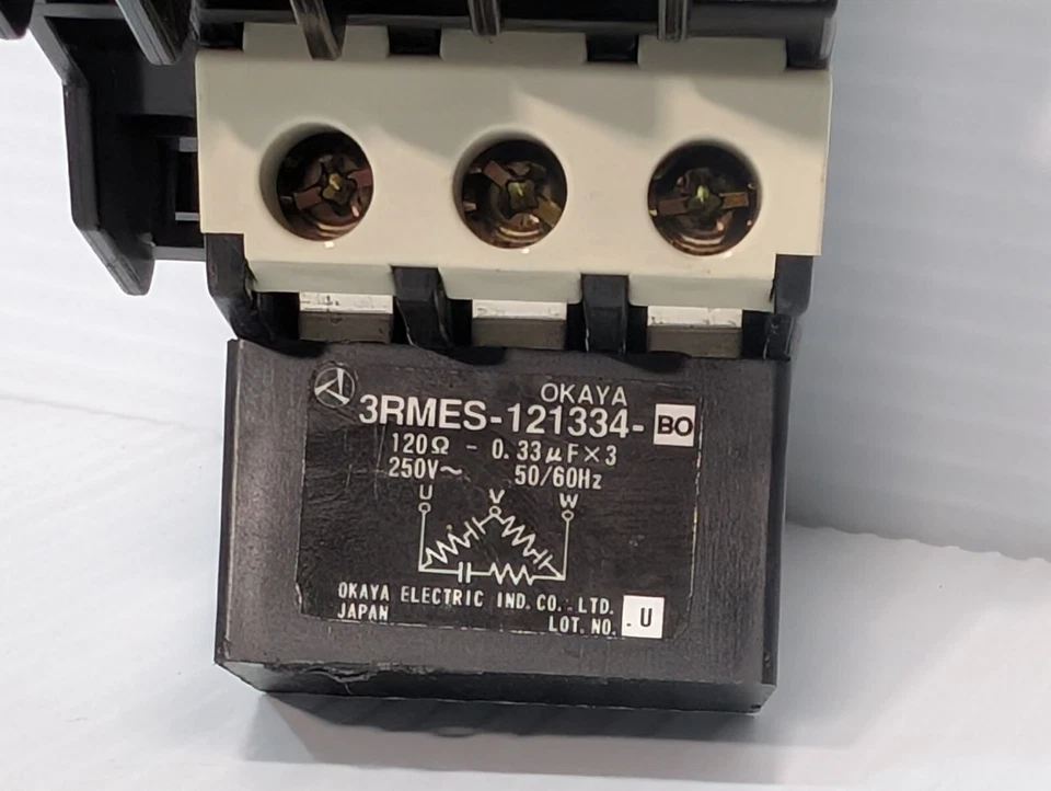 Fuji SC-5-1 Aux. Contacto A600, Q600 con TR-5-IN/3, SZ-Z5, Okaya 3RMES-121334-BO Foto 2 de 4