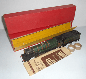 HORNBY DUBLO 2-RAIL 2220 WR 4-6-0 DENBIGH CASTLE 7032 BOXED HORNBY DUBLO 2-RAIL 2220 WR 4-6-0 DENBIGH CASTLE 7032 BOXED