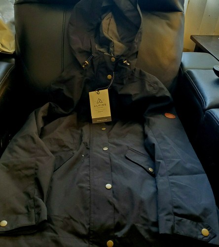 Alpine Design Women's Black National 