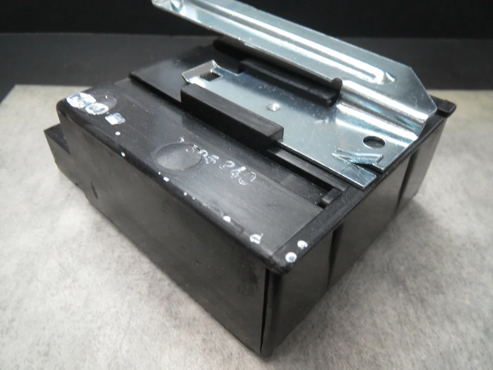 Relé de control del ventilador de refrigeración para Ford Escort Mercury Topaz hecho en EE. UU. ¡Envío rápido! Foto 4 de 4