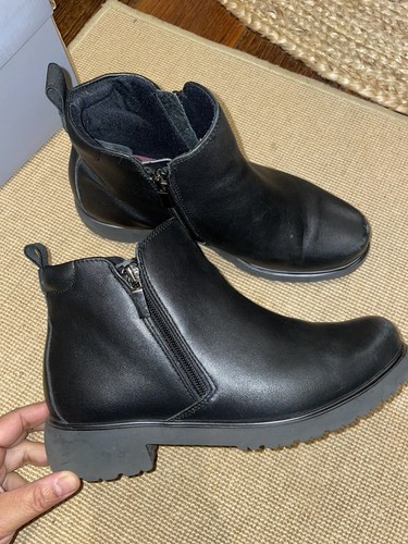 Munro Rourke Boots Womens Size 7 Width D