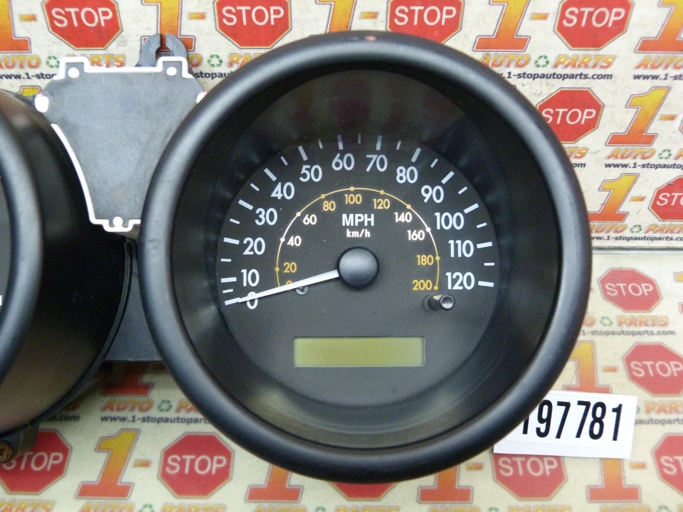 Chevrolet Aveo M/T 2006-2007 cuadro de instrumentos velocímetro 96813794 OEM Foto 3 de 4