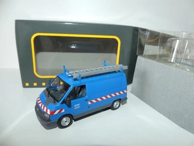 Renault Trafic Fourgon Blanc - Retail Renault Group