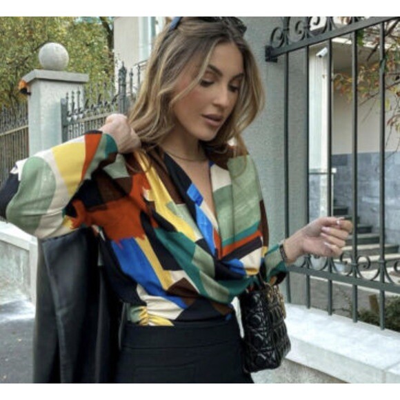 Zara Multicolor Flowy Neckline Printed Blouse 9247/191 SZ M | eBay