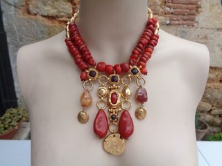 ISAKY BY JACKY VALLET SUBLIME ET UNIQUE COLLIER DIGNE D'UNE REINE ANTIQUE