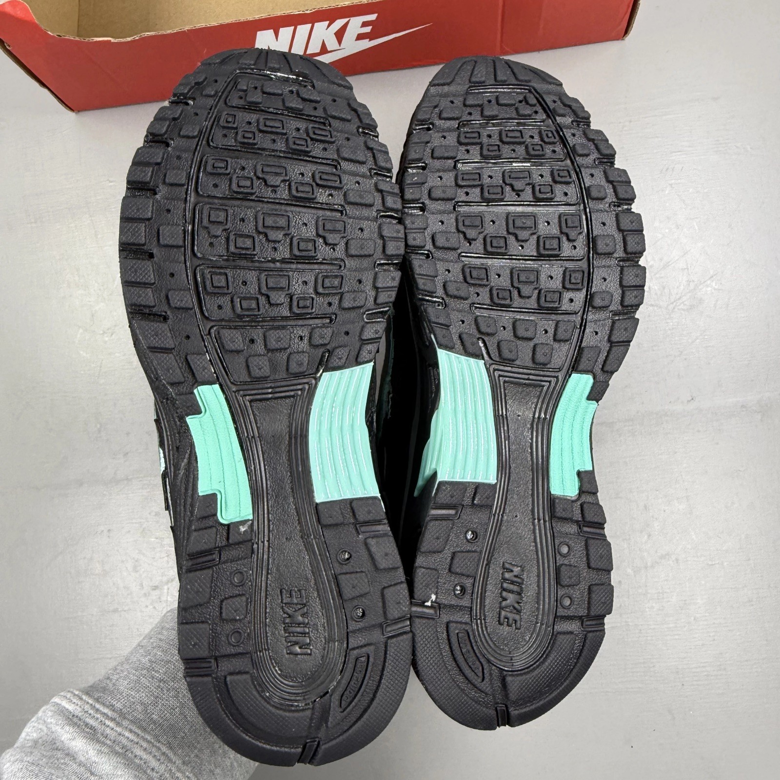 Nike P-6000 Size UK 4.5 Black Cool Grey Hyper Turquoise Trainers IR1477-010 image 6