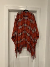 VFRAAS Plaid Fringed Cape Acryllic Osfa 