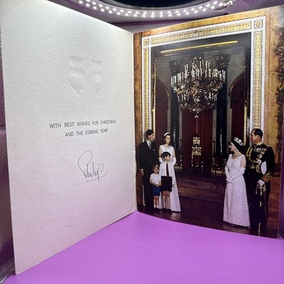 Offizielle Weihnachtskarte der britischen Königsfamilie signiert Prinz Philip Duke Edinburgh 1967