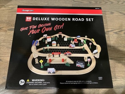 Snap-On Tools Deluxe 90 Piece Wooden Road set (SSX21P140) 9 Car Set/ Track NEW