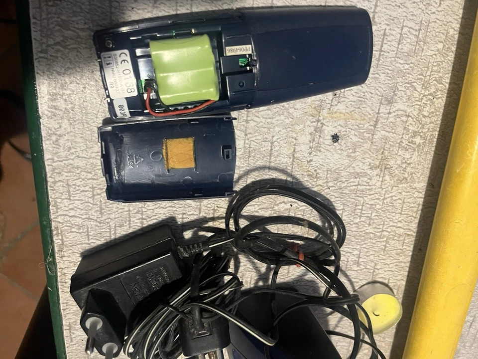 Telefono Cordless Telecom BLUE SHARK S30852 Con Cavi Usato Funzionante Vintage Foto 3 de 3