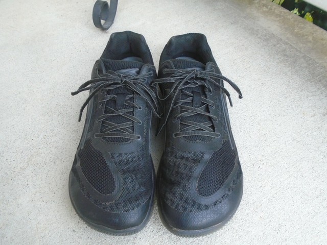 champion gusto shoes