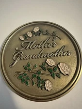 Batesville Remembrance Lifestories Magnetic Bronze Medallion Mother Grandmother