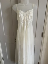 Vintage VICTORIAS SECRET Ivory Lace Chemise Slip Dress Bridal Nightie Gown Sheer
