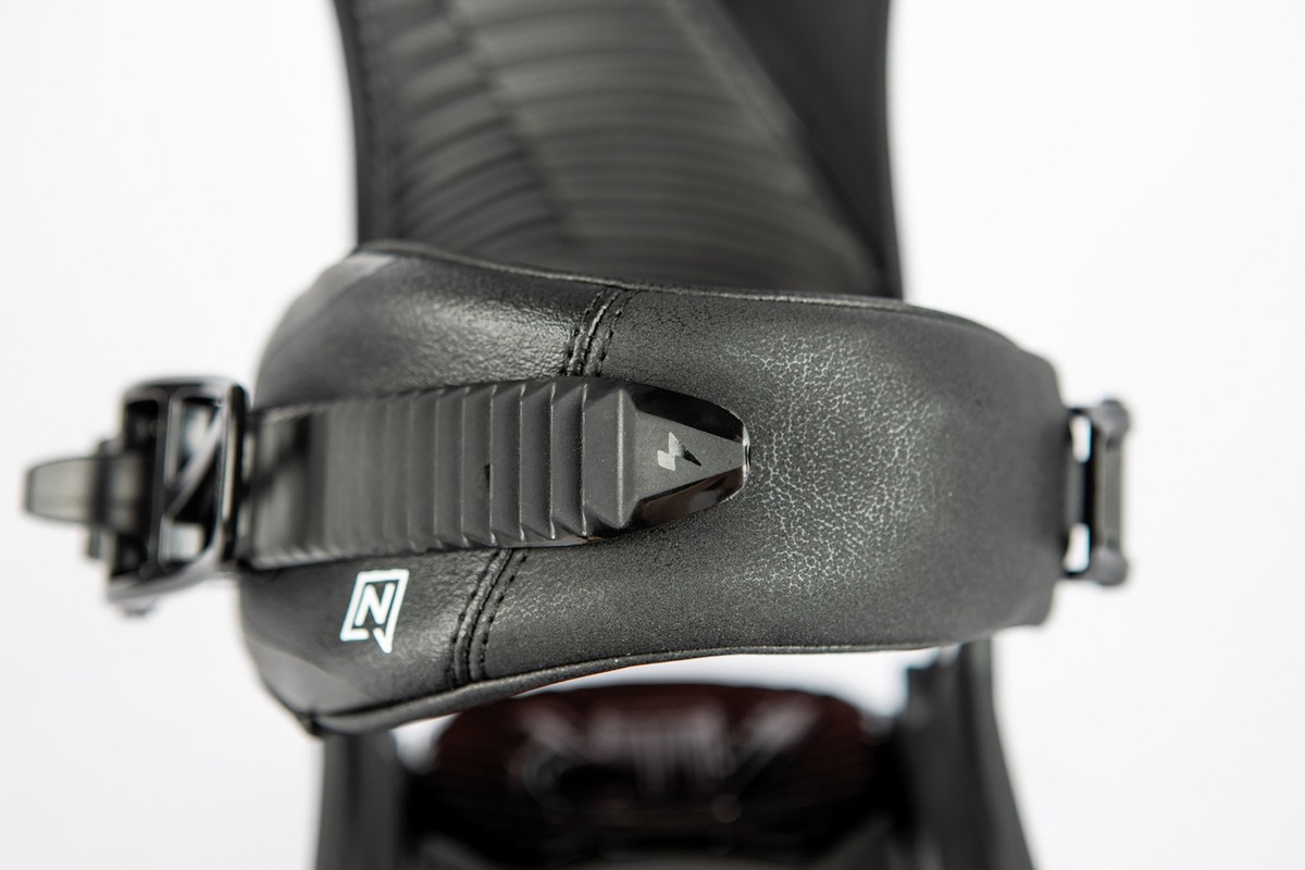 Nitro Zero Men's Snowboard Bindings, Ultra Black, Large MY24
