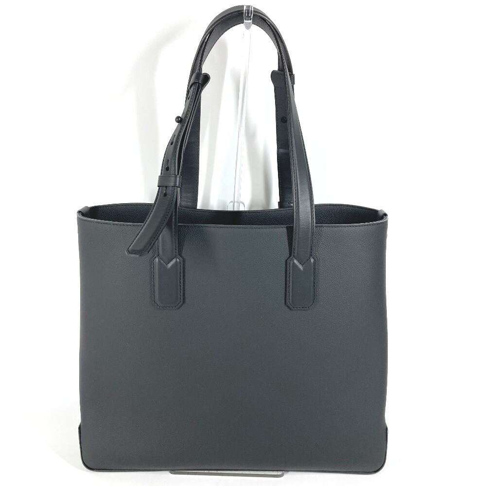 LOUIS VUITTON M22481 Tone-on-tone aerogram fastline Shoulder Bag 