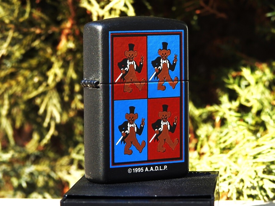 The Grateful Dead Dancing Bears Zippo Lighter - Jerry Garcia