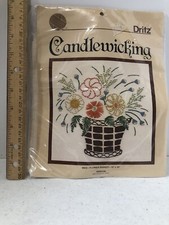 NOS Vtg. Dritz Risdon Flower Basket 9025 Candlewicking Pillow Kit 12x12, 1983