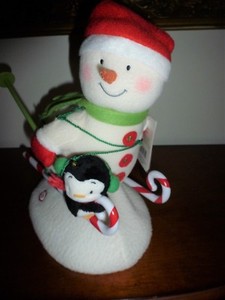  HALLMARK 2012 SWOOSHIN' DUO SNOWMAN/PENGUIN MOTION/SOUND *NEW* LOOK! **NLA**