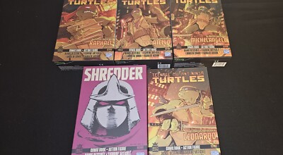 BST AXN Teenage Mutant Ninja Turtles LE IDW Comic Book With 5'' + Shredder
