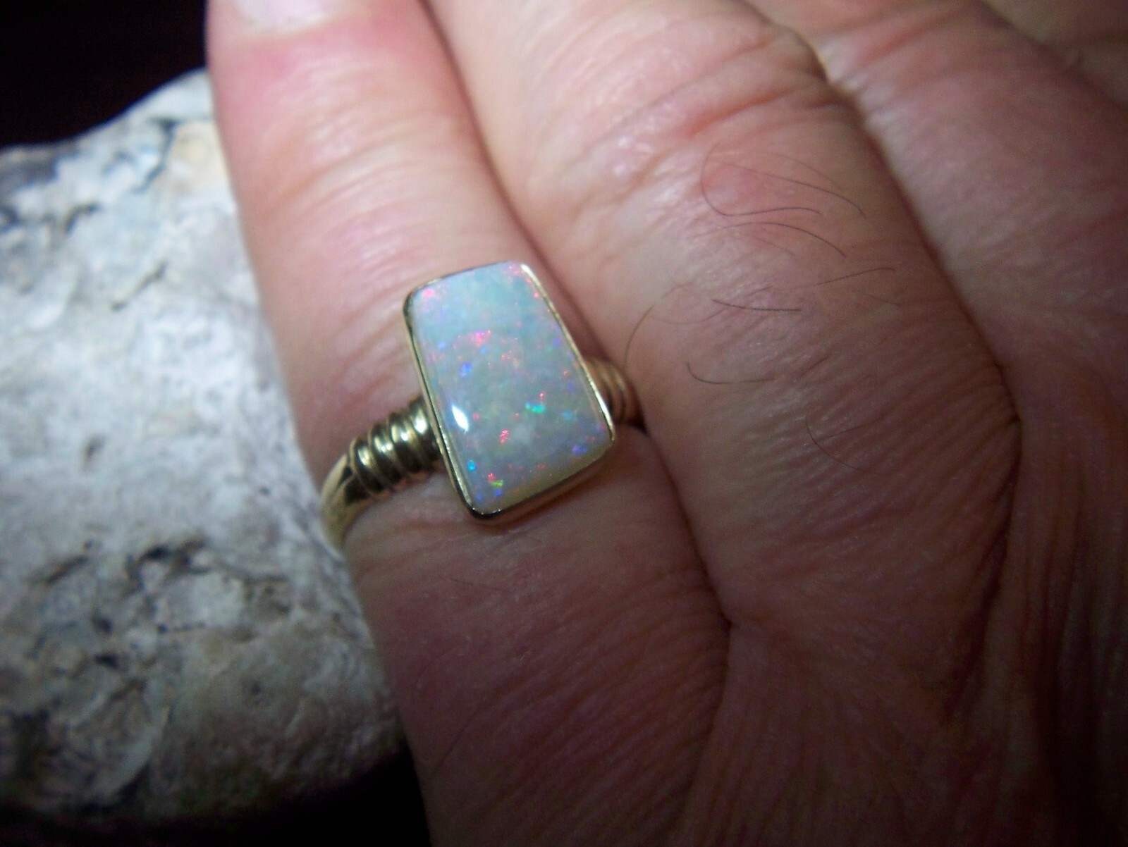 Extravagant goldsmiths ring solid opal full opal … - image 9