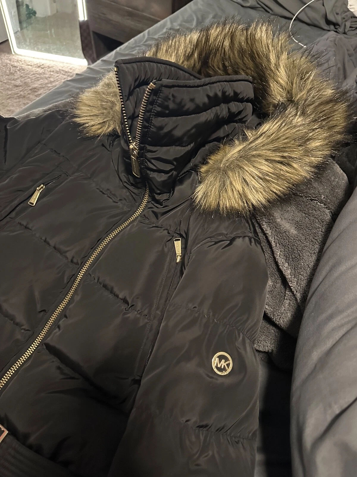 cappotto invernale donna nero michael kors taglia S con cappuccio pelliccia e cintura fibbia oro