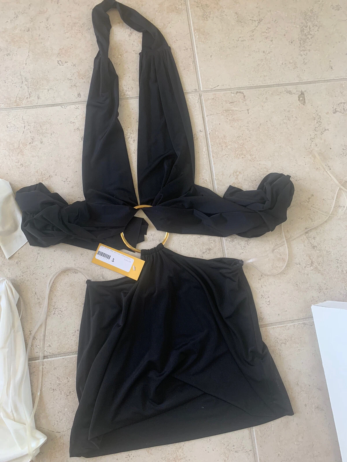 OFF WHITE Abito Bodycon Ritaglio Sinfonico con Anello Oro Scegli Nero S o Bianco Sfuori M