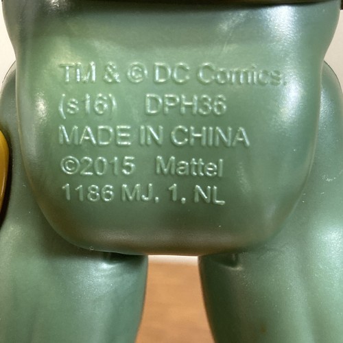 Action Figure : 2015 Aquaman 11inch tall - Picture 3 of 8