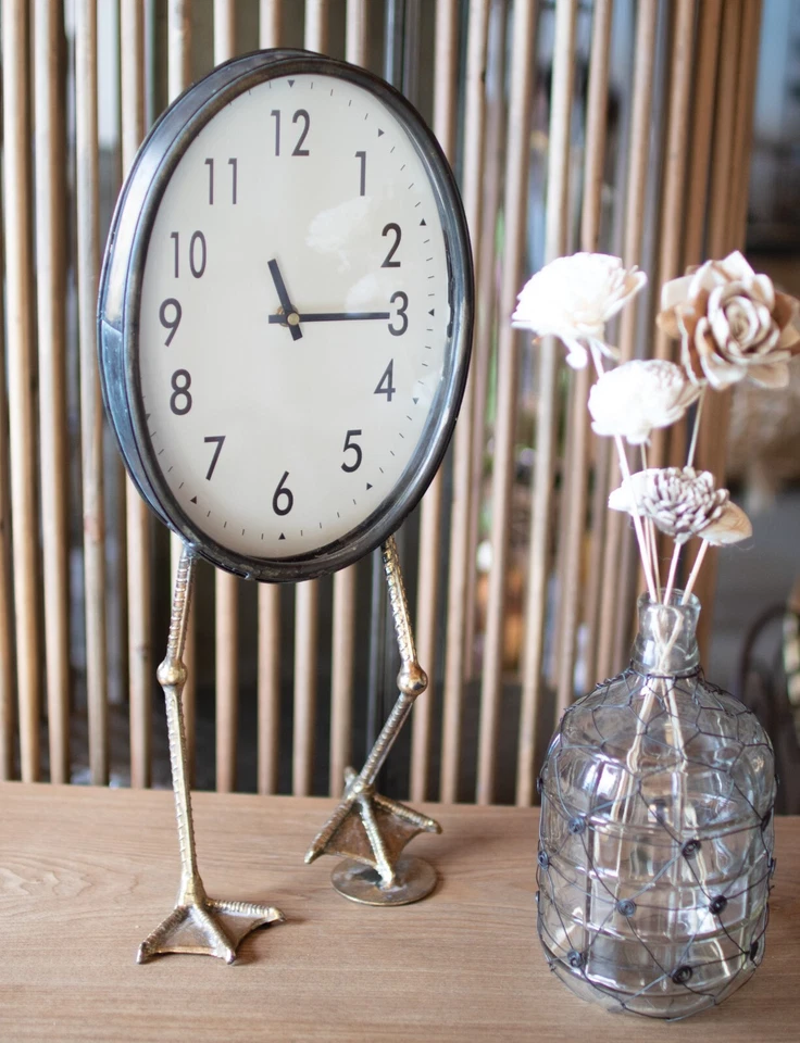 Whimsical Round Tabletop Metal Clock Duck Bird Feet Desk Bedside Vintage Style - Image 2 of 4
