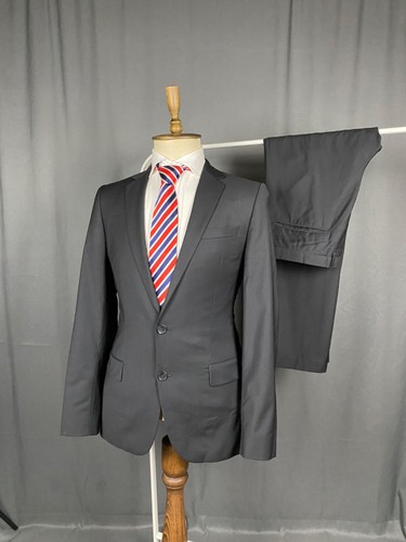 Hugo Boss Men's Slim Black Wool 2 Piece Suit Size 90 (50) - Picture 3 of 16