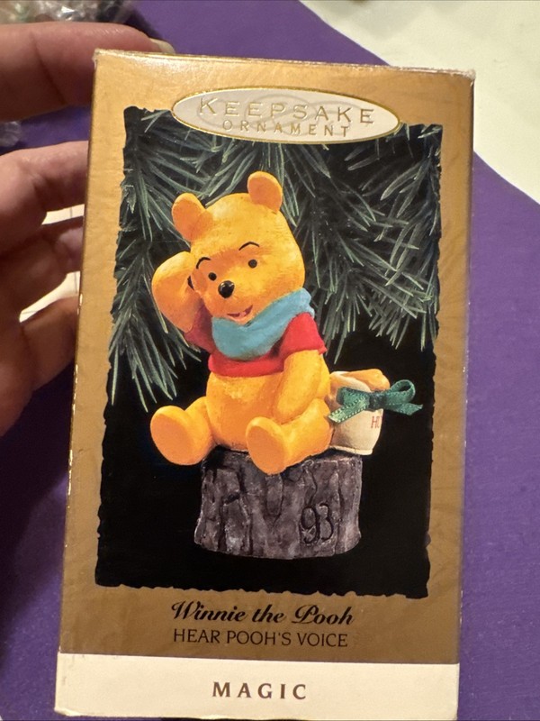 Hallmark Keepsake Ornament Winnie The Pooh Hear Pooh's Voice 1993