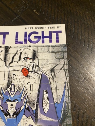 The Transformers Lost Light 1 Retailer Incentive Variant A Lawrence IDW Gemini - Picture 3 of 11