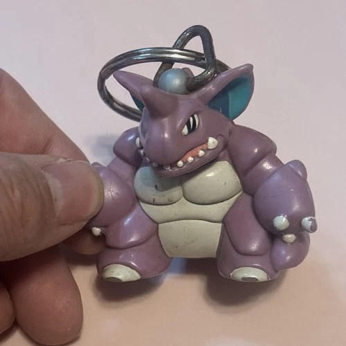 Nidoking Pokemon Keychain vtg Nintendo 1999 Key Chain toy figure Burger King BK