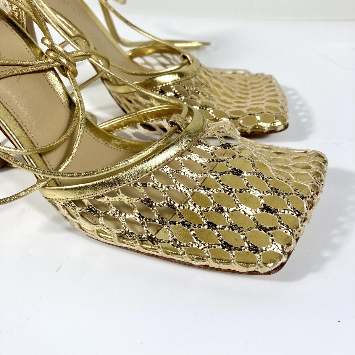 BOTTEGA VENETA ストレッチレスアッフサンタル 651388V1BT1 5306 NEW Bottega Veneta Stretch Ankle Wrap Square Toe Sandal Gold