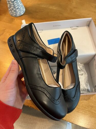 DREAM PAIRS Girls School Uniform Shoes Mary Jane Black Flats - Size 4US/36 EUR