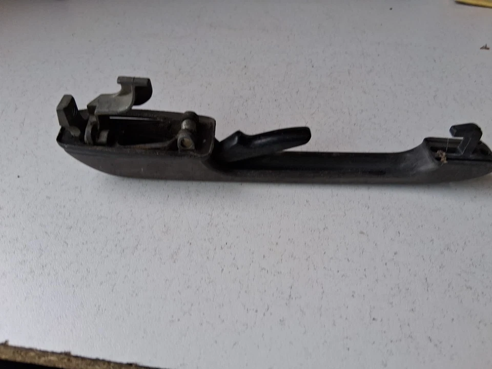 Volkswagen Golf 1990 manija de puerta exterior trasera Foto 3 de 4