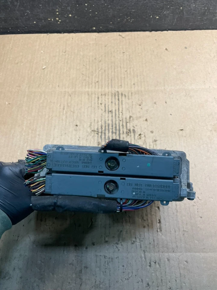 Компьютер управления двигателем 2002 2004 Isuzu Rodeo ECU ECM 12214419 OEM U9311 DG - Изображение 2 из 4