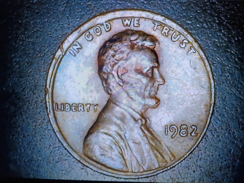 1982 NMM  Lge Date Linc.  Memorial Copper Cent W/ Extreme Collar Err. Cir C Pics