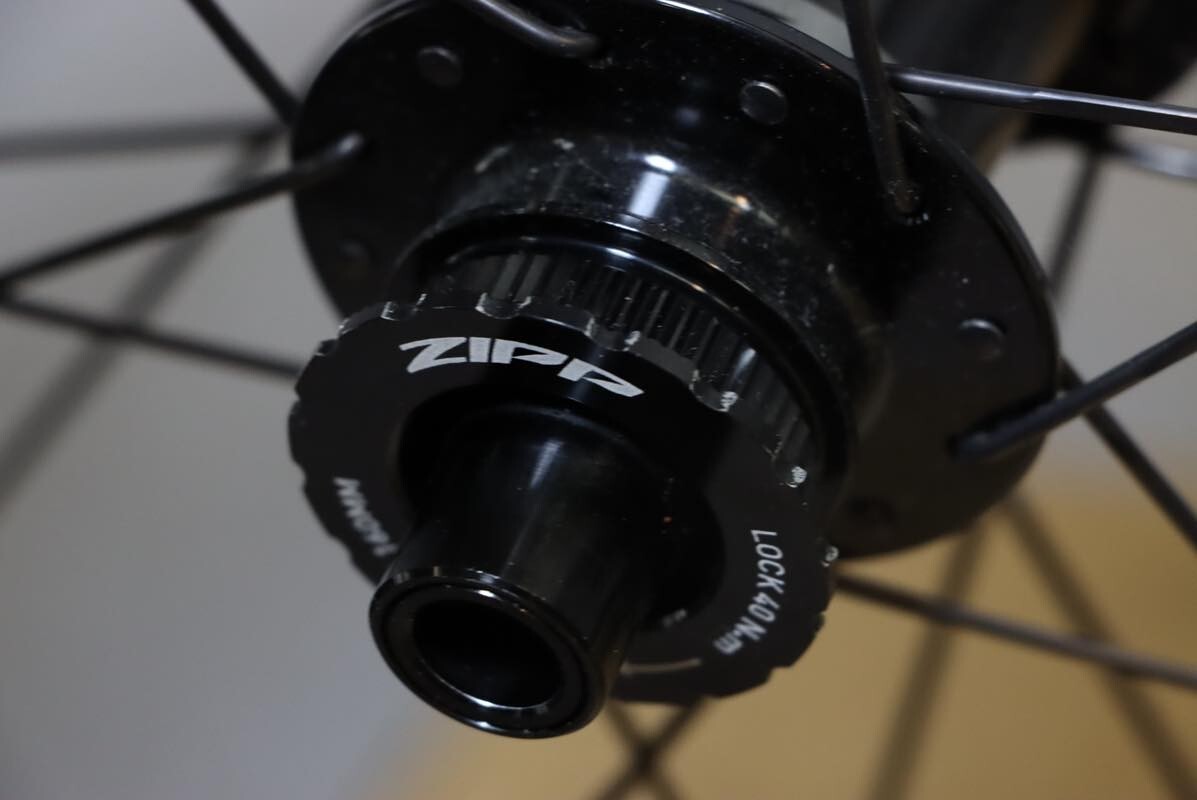 ZIPP 303 S DISC For Shimano Free Hub 11s Tubeless Carbon