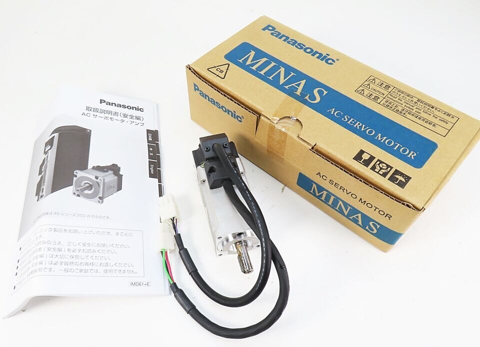 One Panasonic MSMD011P1S AC Servo Motor New In Box DHL Expedited